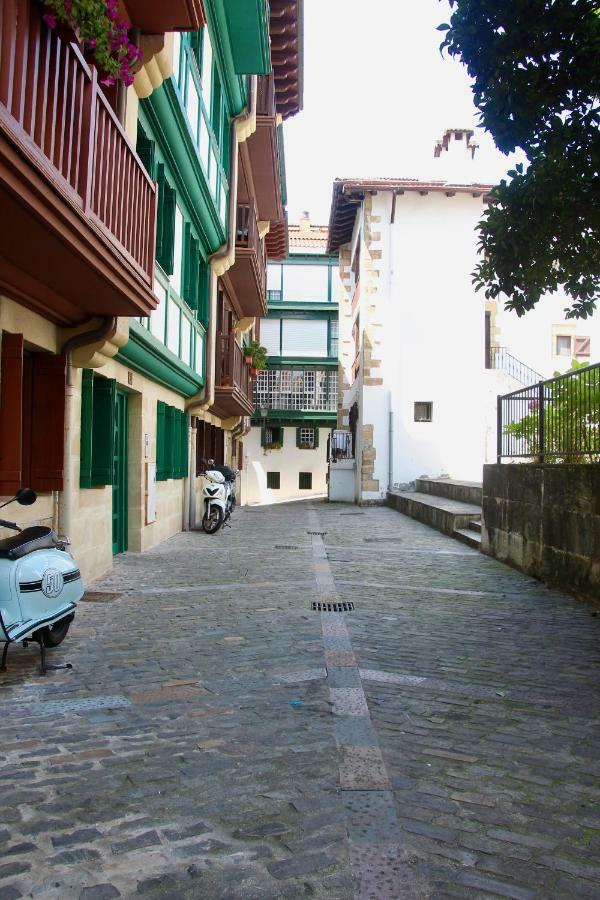 Amuitz - Casco Historico Fuenterrabia Hondarribia Exterior photo