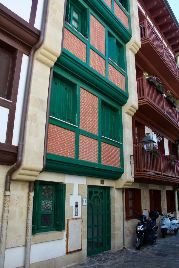 Amuitz - Casco Historico Fuenterrabia Hondarribia Exterior photo